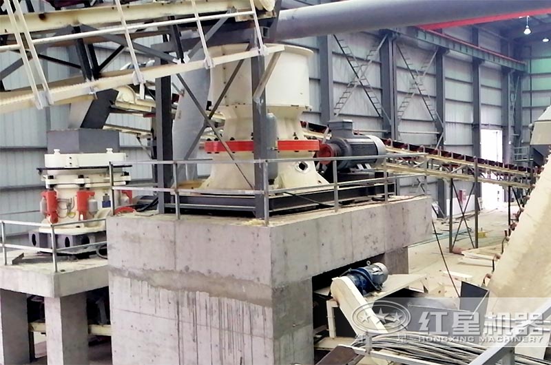 福建破碎制砂生產線現(xiàn)場 福建破碎制砂生產線現(xiàn)場